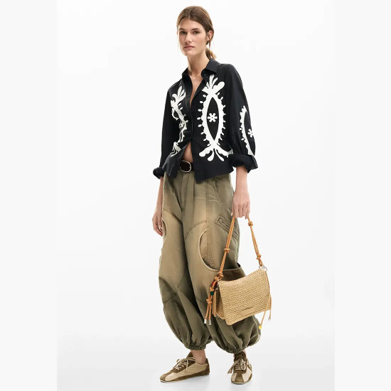 Desigual® ΤΣΑΝΤΑ ΓΥΝΑΙΚΕΙΑ BAG_HALF LOGO RAFFIA VE 26SAXO03-1014