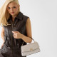 GUESS® ΤΣΑΝΤΑ ΓΥΝΑΙΚΕΙΑ PATSIE TOP HANDLE FLAP HWZE9919200-OFF GUESS® ΤΣΑΝΤΑ ΓΥΝΑΙΚΕΙΑ PATSIE TOP HANDLE FLAP HWZE9919200-OFF